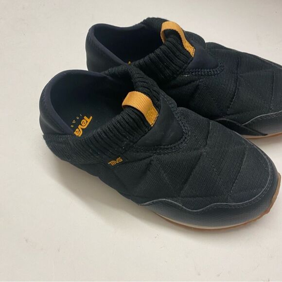 Teva ReEmber Moc Quilted SlipOn puffer black water repellent Shoes boot youth 5 - Picture 3 of 10